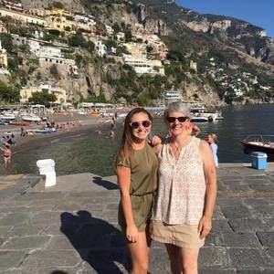 Meet your Posher, Grace